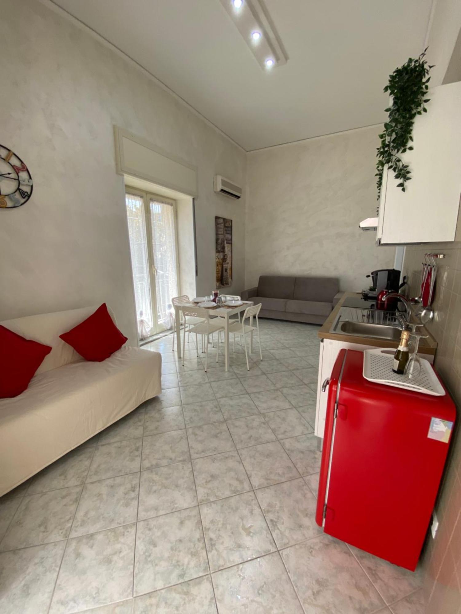 Ellebi Home Неаполь Экстерьер фото